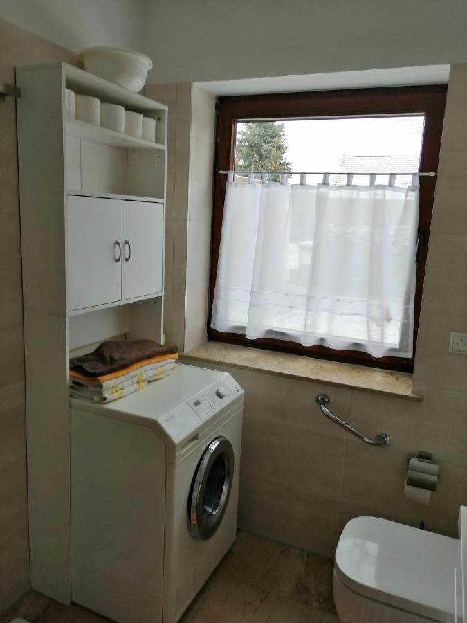 Ferienwohnung Ruhe und Bequemlichkeit Frauendorf  Exterior foto