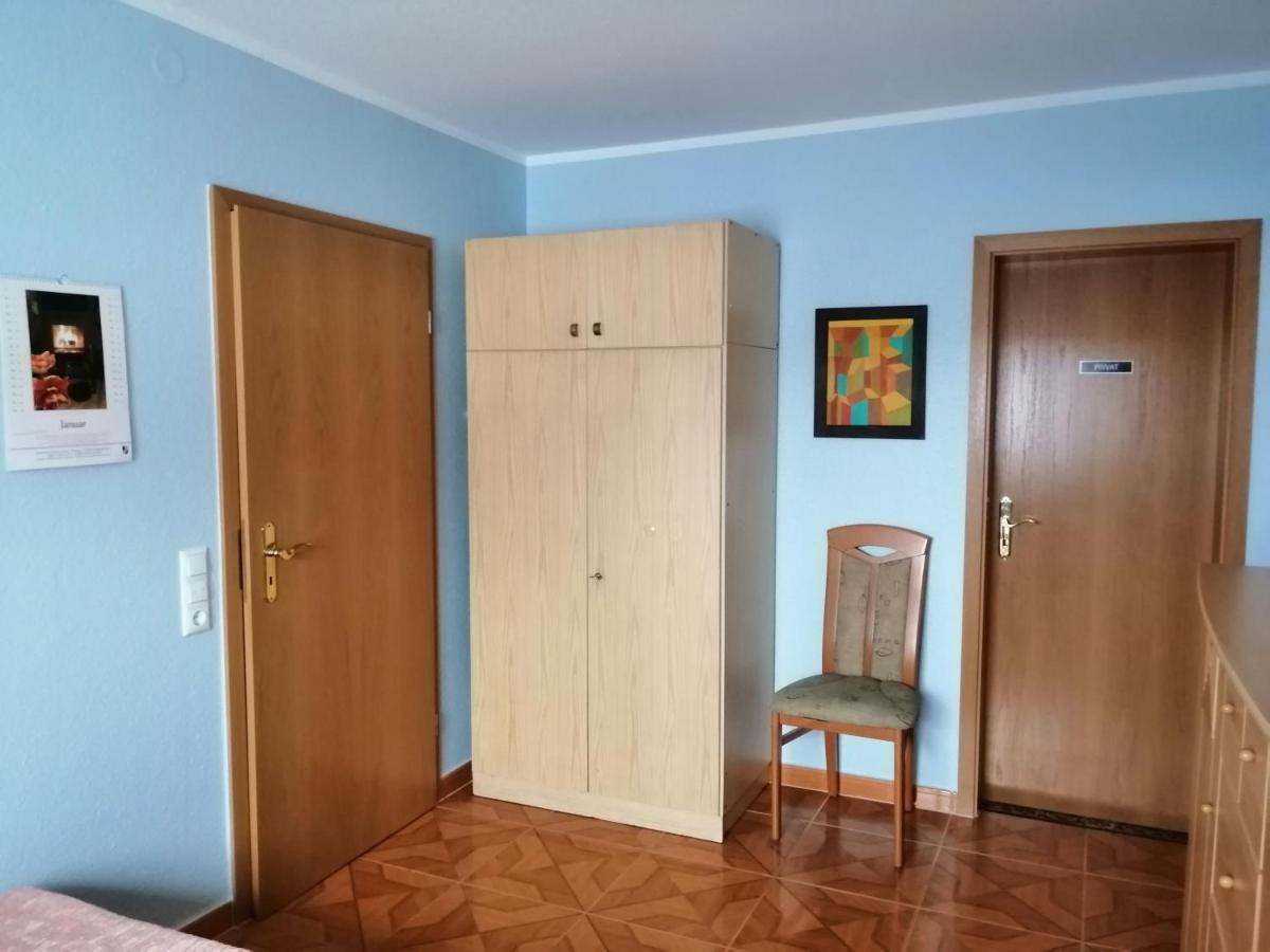 Ferienwohnung Ruhe und Bequemlichkeit Frauendorf  Exterior foto